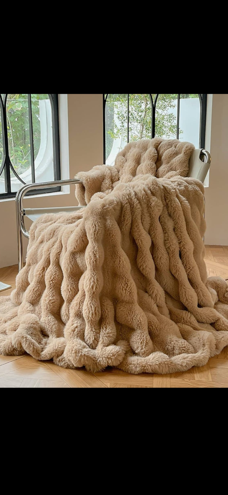 Large cosy blanket